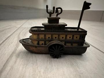 Nave vintage temperamatite