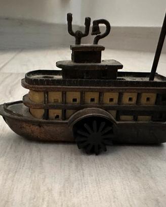 Nave vintage temperamatite
