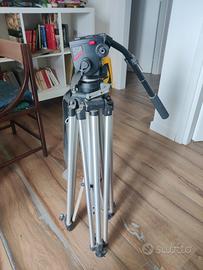 Cavalletto con testa fluida Manfrotto 