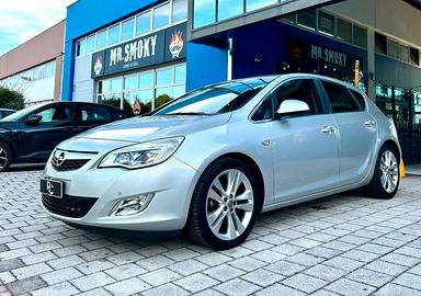 Opel Astra 1.6 115CV 5 porte Cosmo