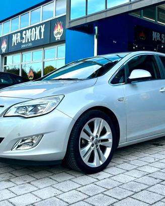 Opel Astra 1.6 115CV 5 porte Cosmo