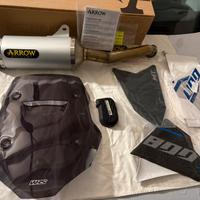 Scarico e cupolino per CF MOTO MT800