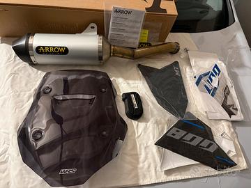 Scarico e cupolino per CF MOTO MT800