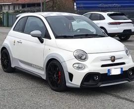 Abarth 695 70 anniversario