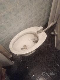 bidet e lavandino