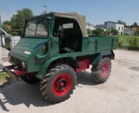 MERCEDES-BENZ UNIMOG 411