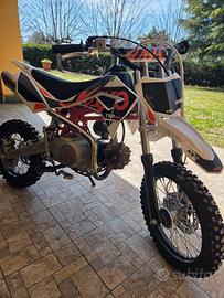 MOTO MINI CROSS