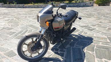 Kawasaki GPZ 750