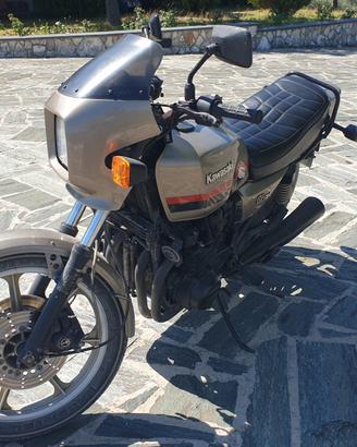 Kawasaki GPZ 750
