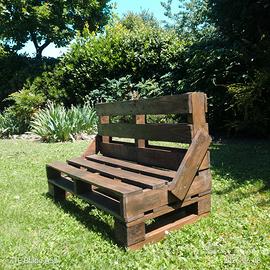 panchina rustica in legno riciclato