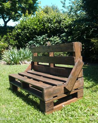 panchina rustica in legno riciclato