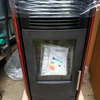 NUOVA stufa a pellet