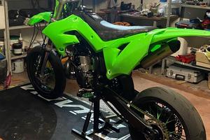 Kawasaki 250 motard/enduro TARGATO