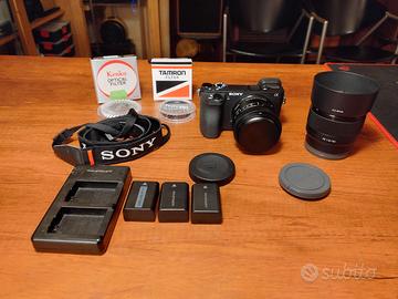 sony alpha 6500 con accessori