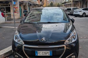Peugeot 208  1.6 turbo diesel  2016