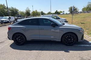 Audi RSq3