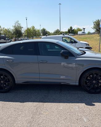 Audi RSq3
