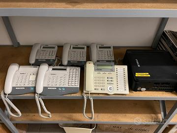 Centralino telefonico + 6 telefoni