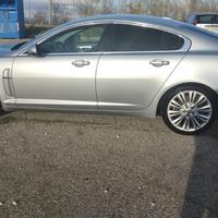 Jaguar xf 3.0v6 240cv