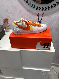 Nike sacai orange