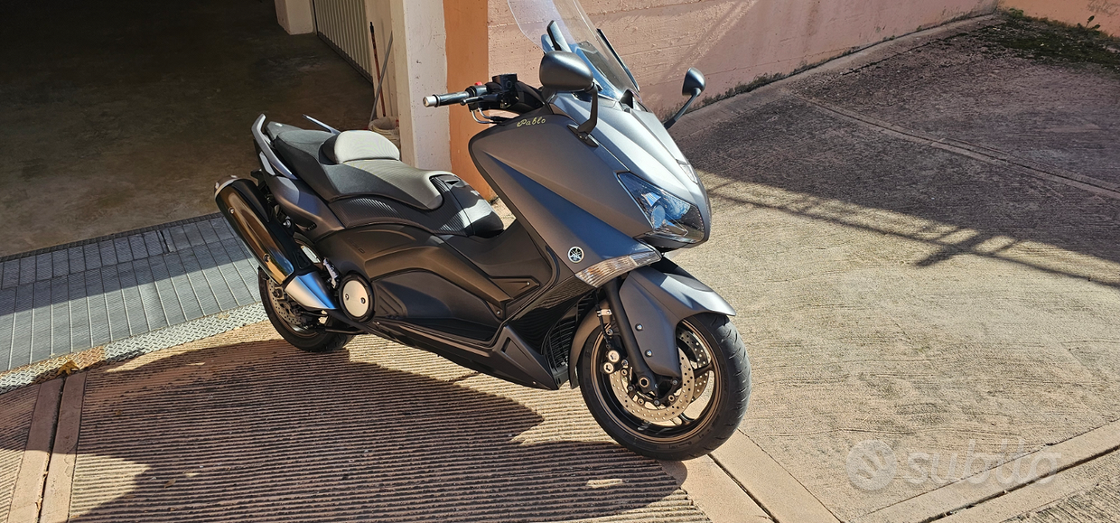 Telo Coprimoto Impermeabile OJ – Taglia XL – 246x104x127 Cm – Per Moto E Scooter – Con Cinghia E Asola Lucchetto