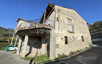 Soluzione indipendente su due livelli panoramica