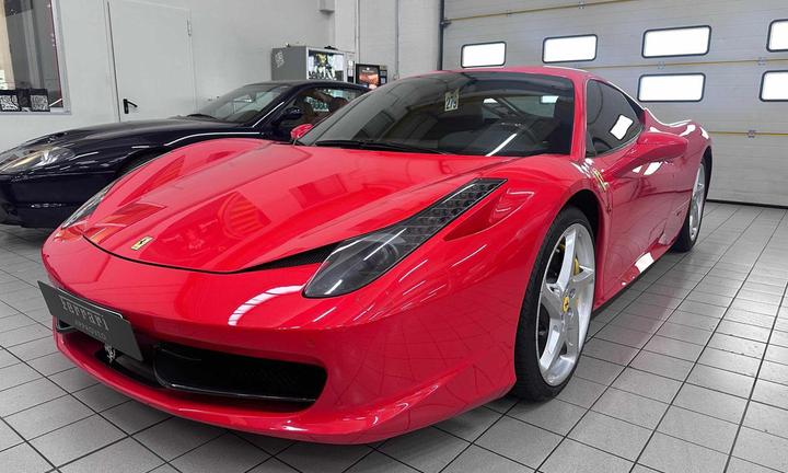 FERRARI 458 Italia DCT