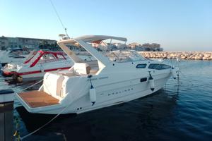 Barca a motore bayliner 2855