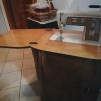 Macchina da Cucire Singer 700