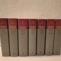 Storia d'Italia di Montanelli.