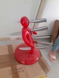 omino porta coltelli