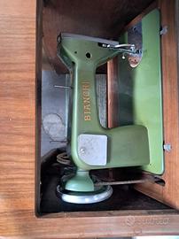 Macchina da cucire vintage