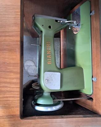 Macchina da cucire vintage