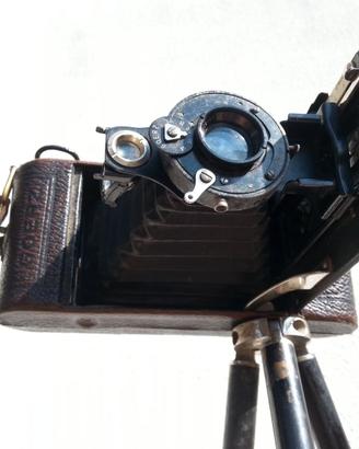 Antica fotocamera "a soffietto"  Goerz Tengor 1920