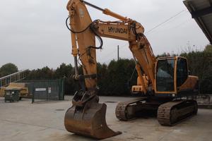 Escavatore cingolato Hyundai Robex 220NLC-9A