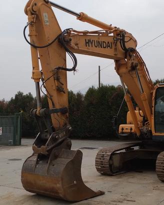 Escavatore cingolato Hyundai Robex 220NLC-9A