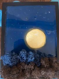 Luna d’ oro-quadro in resina e muschio stab.