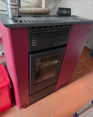 Stufa a pellet Hera 12