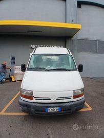 renault master 2.2