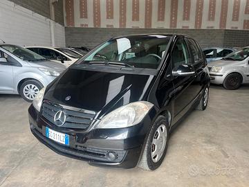 Mercedes-benz A 150 BlueEFFICIENCY Avantgarde