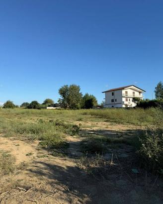 Terreno di 14000 m² a Giugliano in Campania