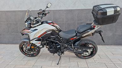 Benelli TRK 702 STRADA