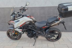 Benelli TRK 702 STRADA
