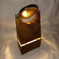 Lampada da tavolo a led