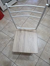 Sedie in ferro, top in legno