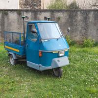 Ape 50 e kit ricambi vari