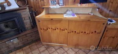 Mobile bar con 2 sgabelli