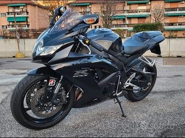 Suzuki gsx-r 750 k8 29 Mila km
