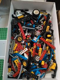 Lego e Lego Technic misti