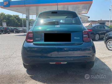 Fiat 500e 42Kw La Prima